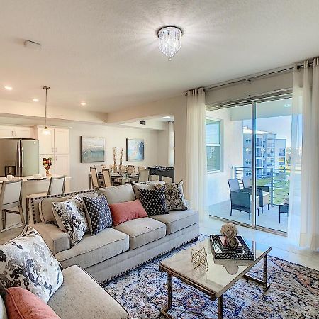 Modern Condo Near Disney Foosball Water Park キシミー エクステリア 写真