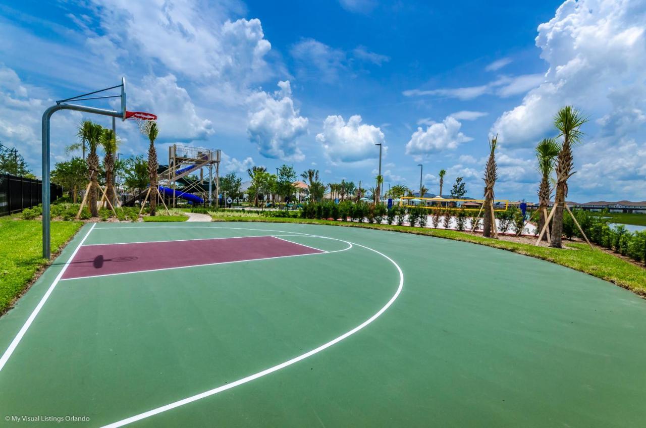 Modern Condo Near Disney Foosball Water Park キシミー エクステリア 写真