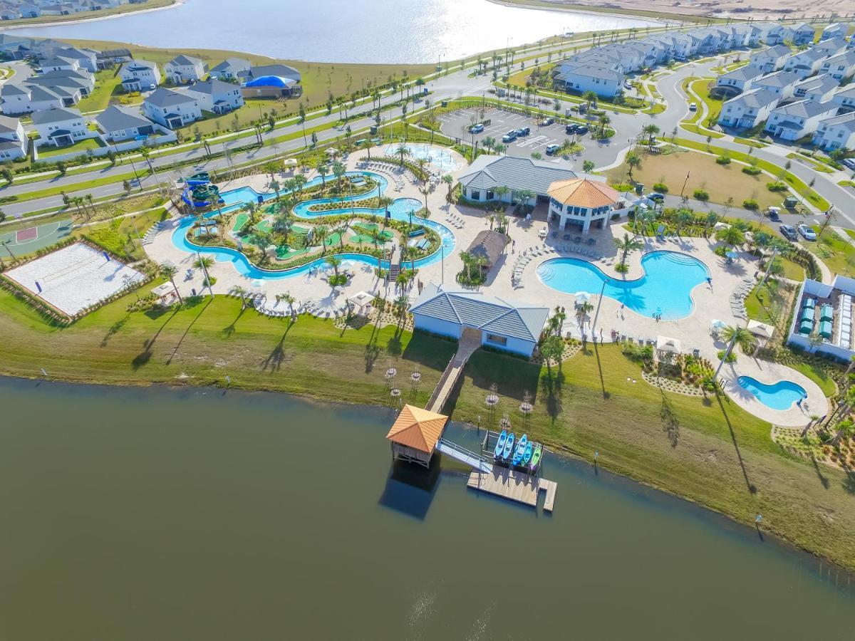 Modern Condo Near Disney Foosball Water Park キシミー エクステリア 写真
